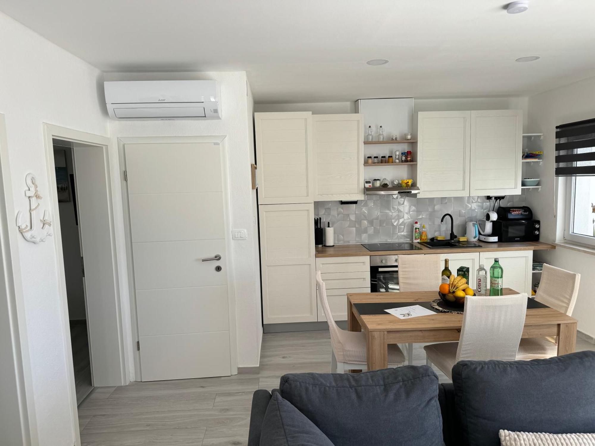 Beach House Oasis Villa Livak Kaštela Εξωτερικό φωτογραφία