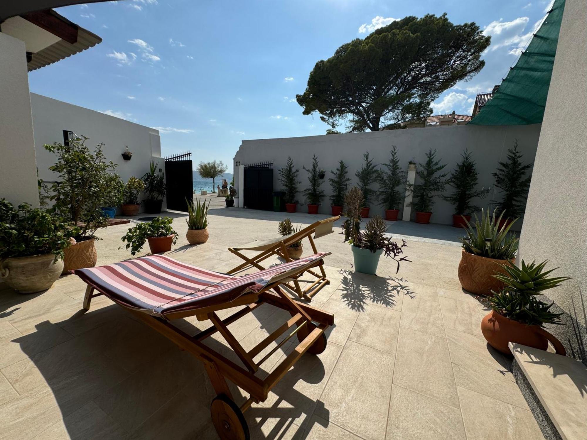 Beach House Oasis Villa Livak Kaštela Εξωτερικό φωτογραφία